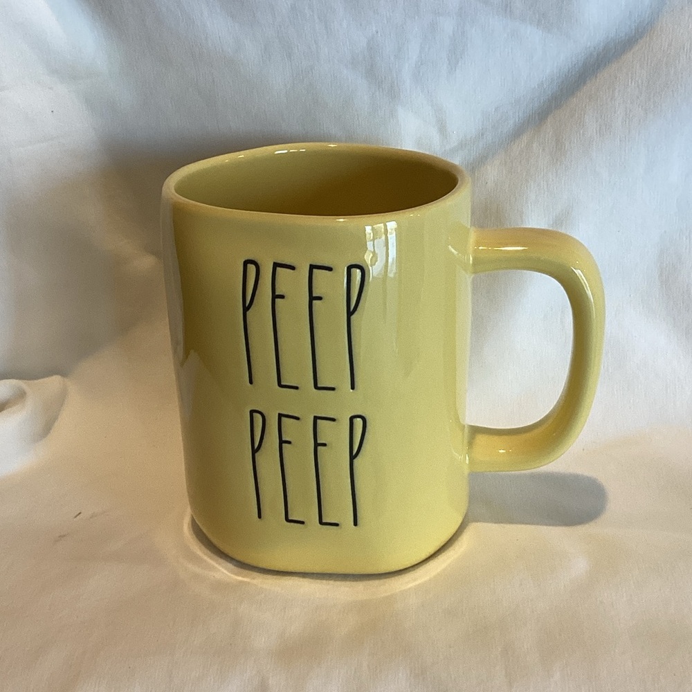 EUC - Rae Dunn PEEP PEEP Easter Mug